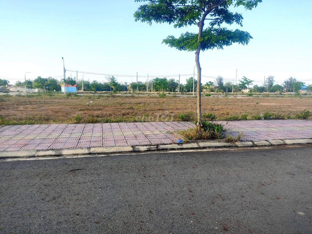 Фото 2: Я собственник земли, дорога 10м5, проект Riveria Hội An Complex, 131м2, продаю за 1.45 млрд