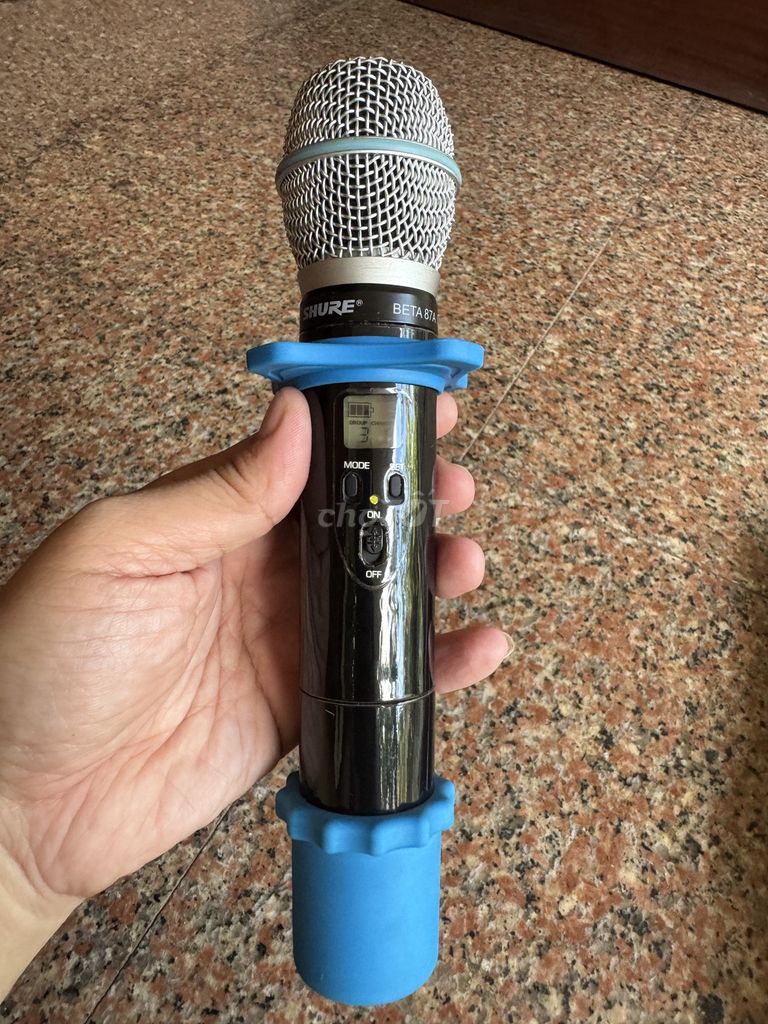 Продается комплект микрофонов Shure ULXP4 Mexico с головой Beta 87 оригинал
