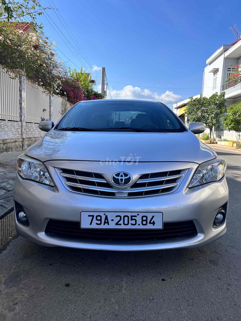 Toyota Corolla Altis 2012 АКПП Отличное состояние