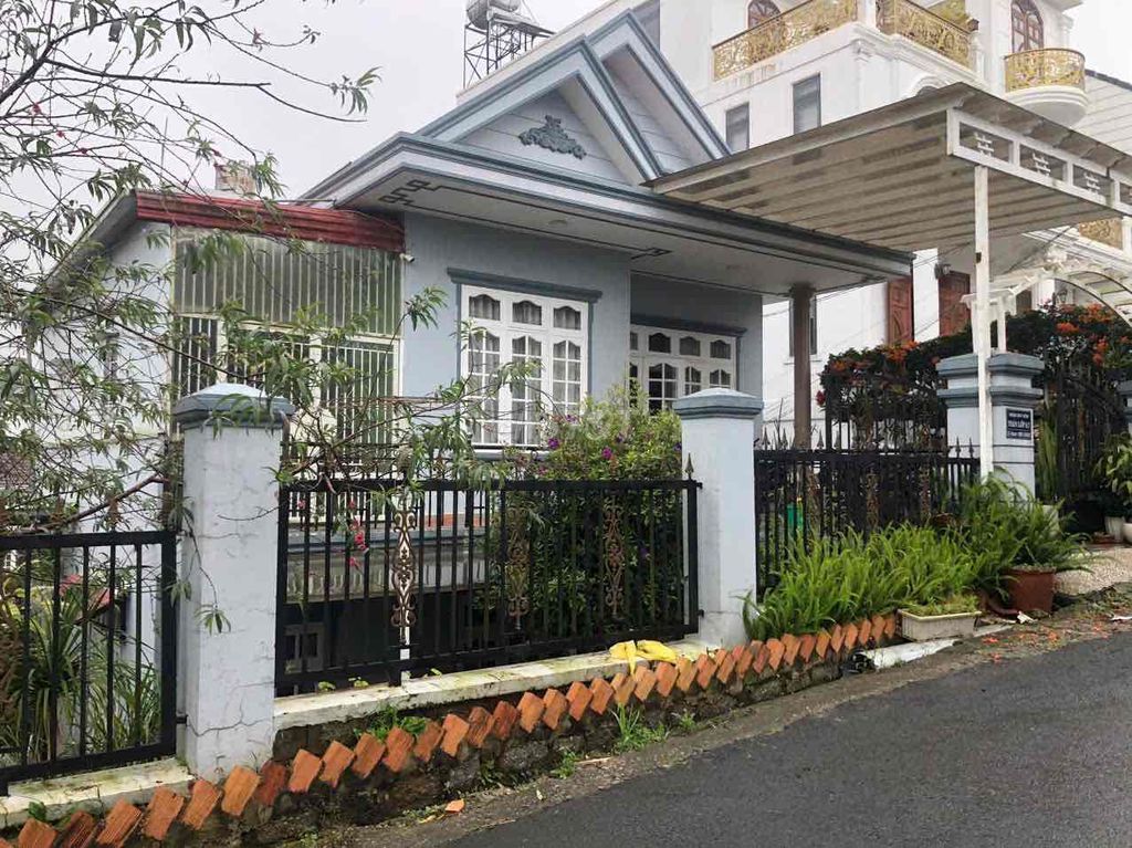 Вилла в стиле старого Далата, Lữ Gia, Далат 362м2 13,5 млрд