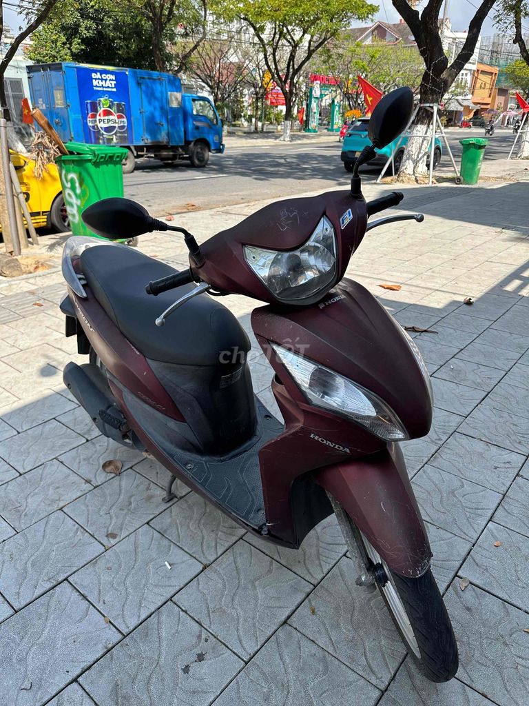 Honda Vision 2014 Красный