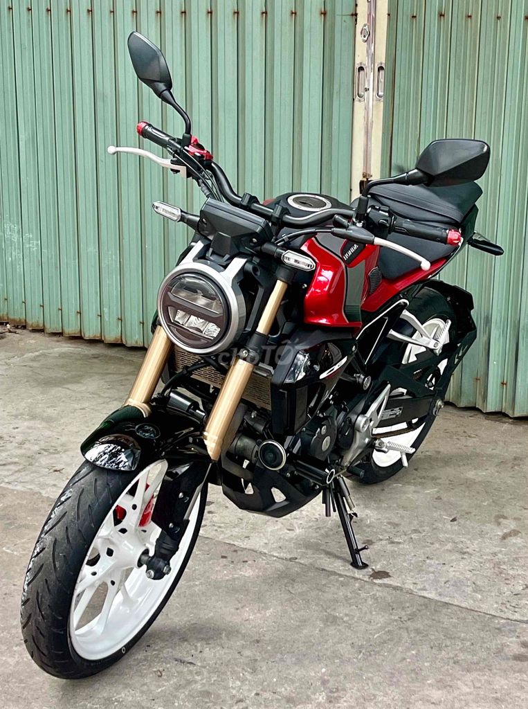 Фото 2: Honda CB-150R/2018 пробег 12 тыс. км