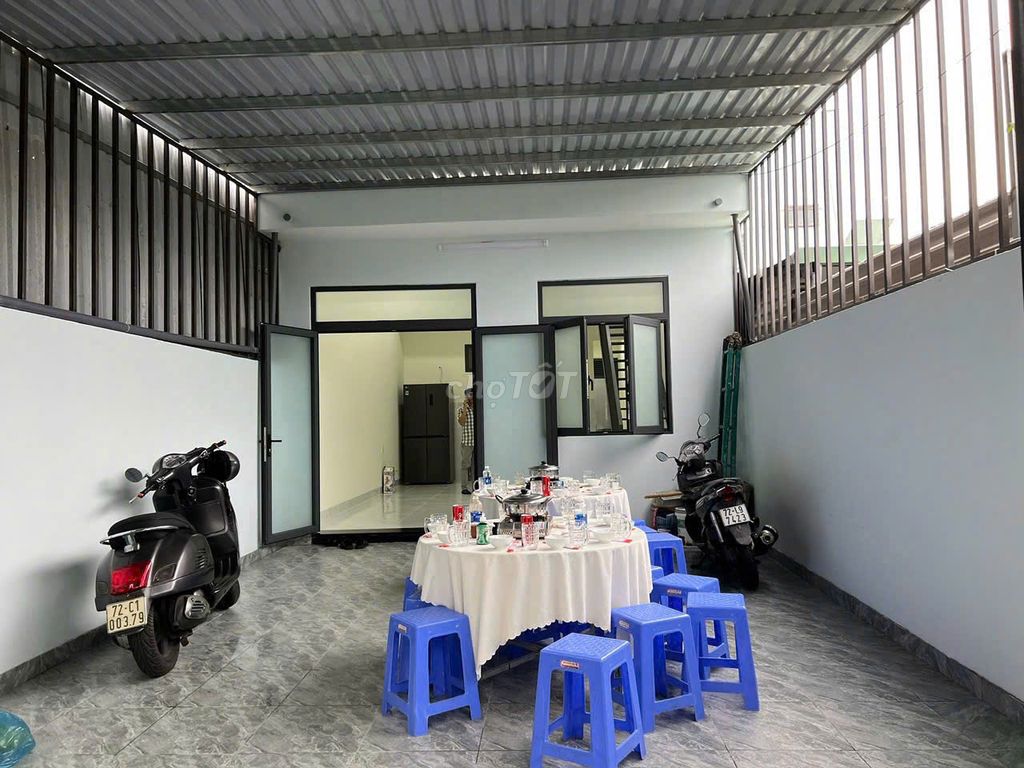 Продажа дома с парковкой 113м2 на Hàn Thuyên, 2 спальни, парковка - 3,8 млрд