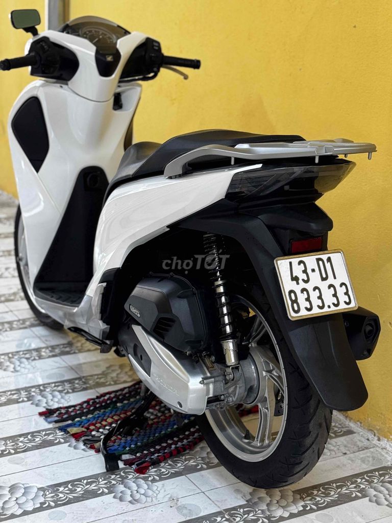 SH 125 2019 бело-черный супер коп 43D1-833.33