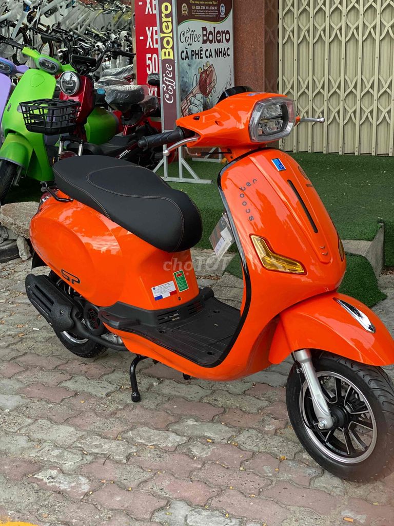 Фото 2: HYOSUNG Vespa 50cc совершенно новый
