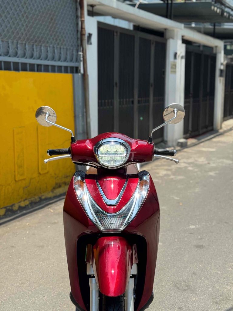 Honda SH Mode 2022 Красный 13000 км