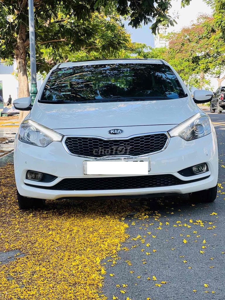 Kia K3 2014 Максимальная комплектация 2.0. 88 000 км