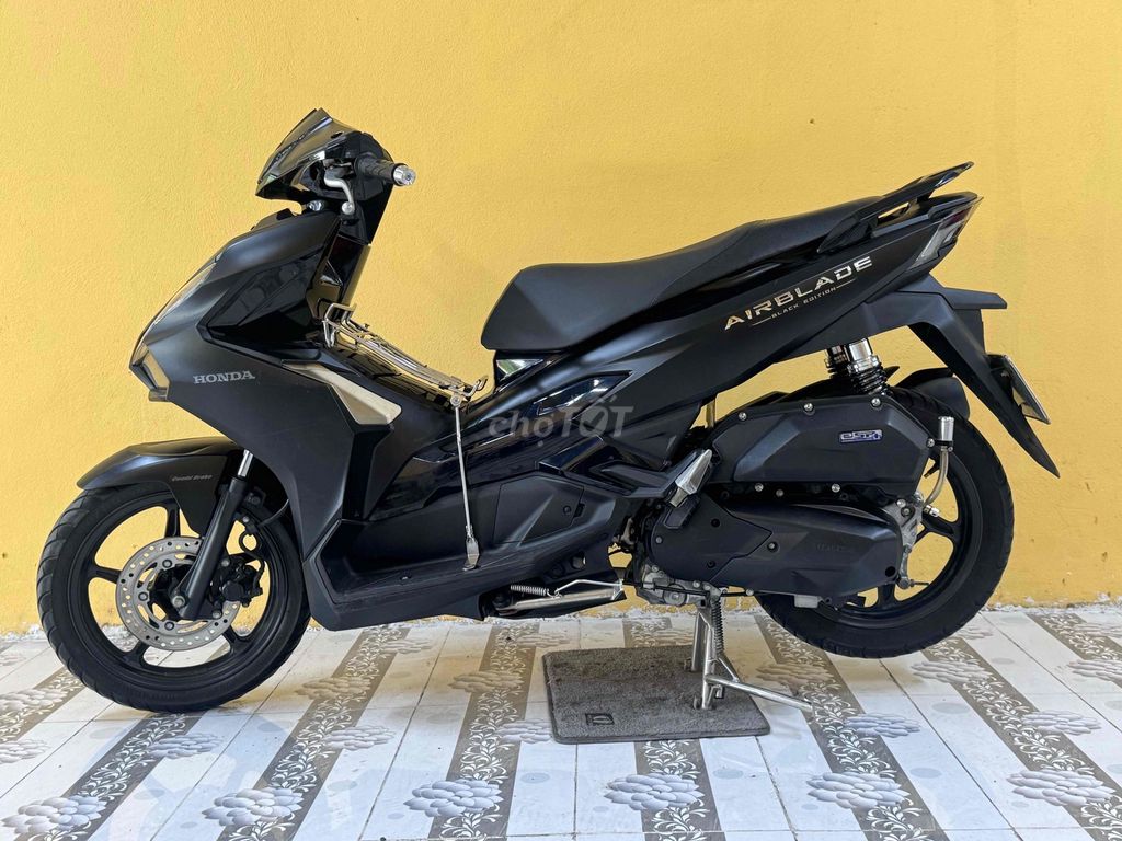 Air Blade 125 2023 черный матовый новый 43C2-117.03
