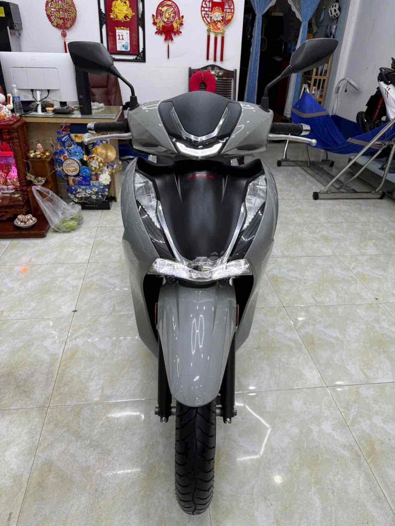 Honda SH 350i 2023 Серый цемент Таиланд