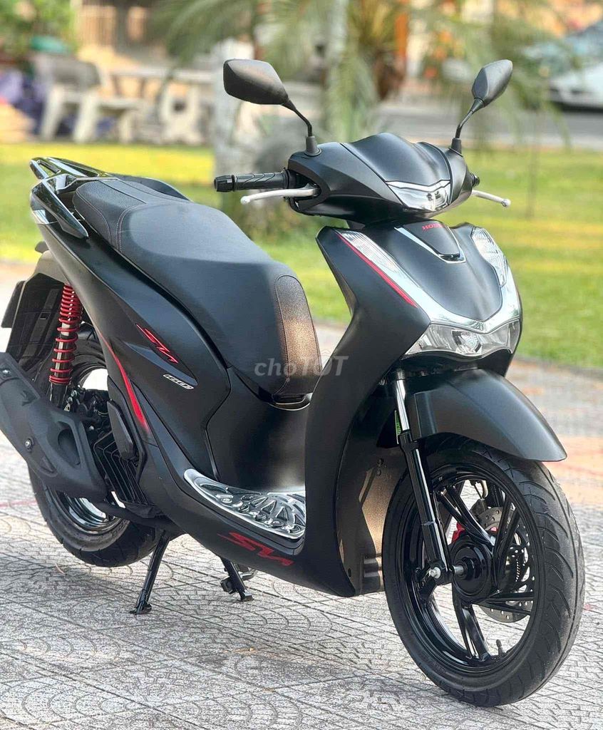 SH160 ABS 2024 Черный, номера 43, почти новый