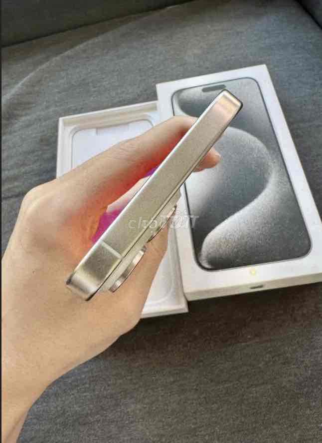 Фото 2: Apple iPhone 15 Pro Max 256GB Вьетнам Б/У