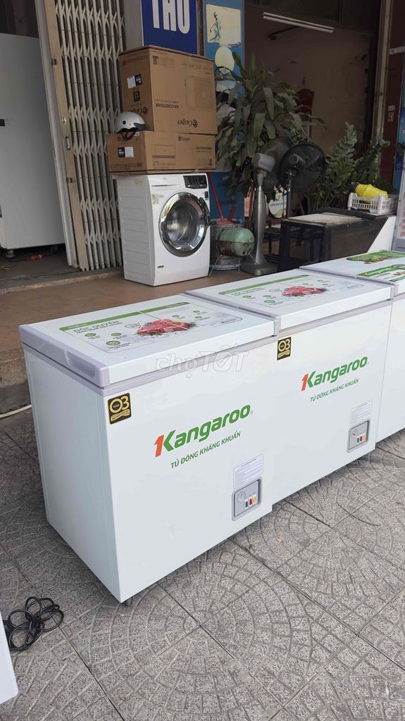 Морозильная камера Kangaroo 100л Белая б/у
