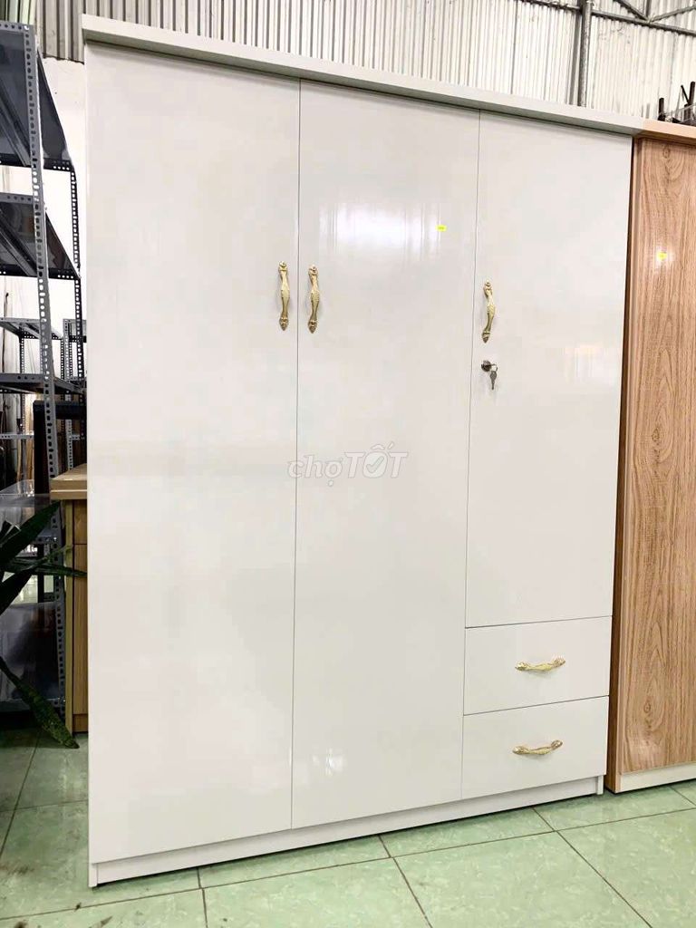 Пластиковый шкаф для одежды 1.20м x 45см x 1.65м
