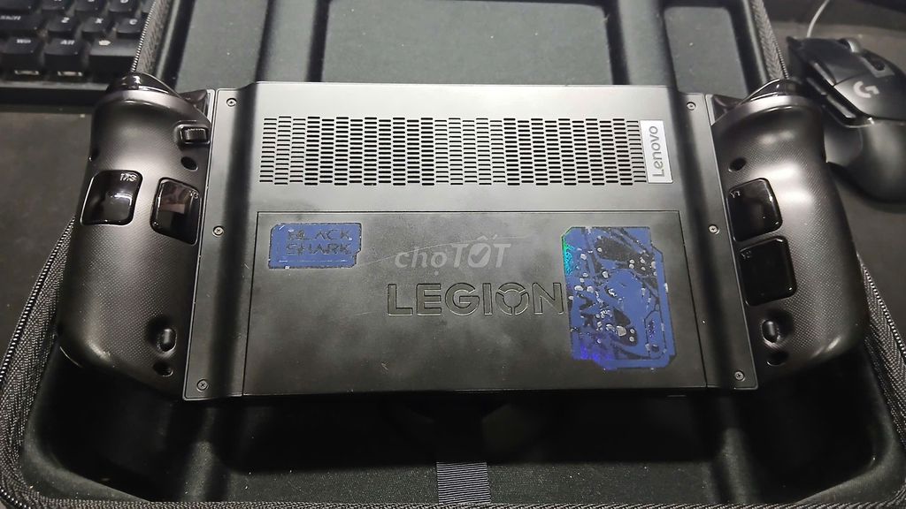 Lenovo Legion GO Z1 Extreme черный