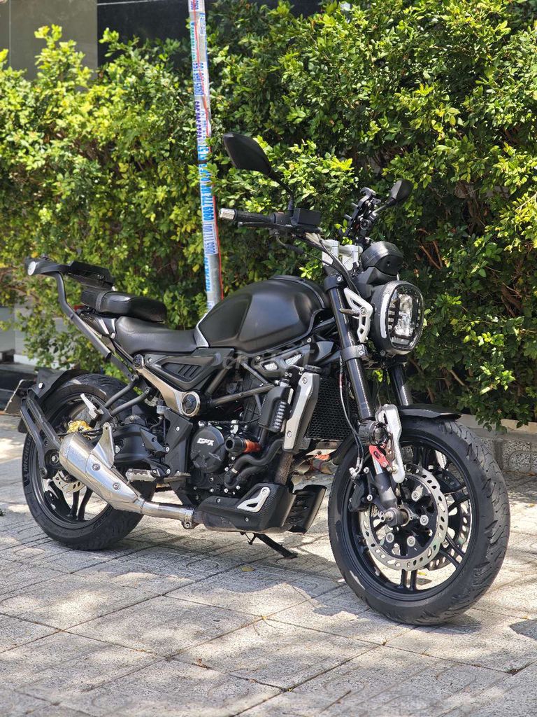 GPX Mad300 2022 черный, шины Michelin Road 6