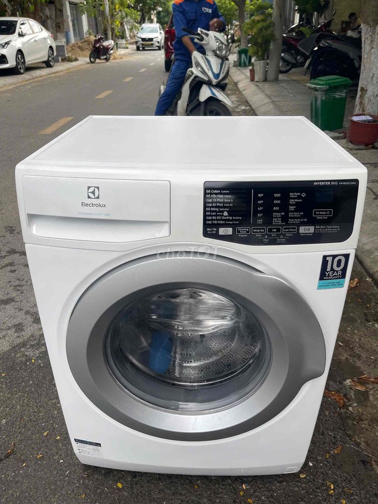 Стиральная машина Electrolux 8 кг Inverter Белая