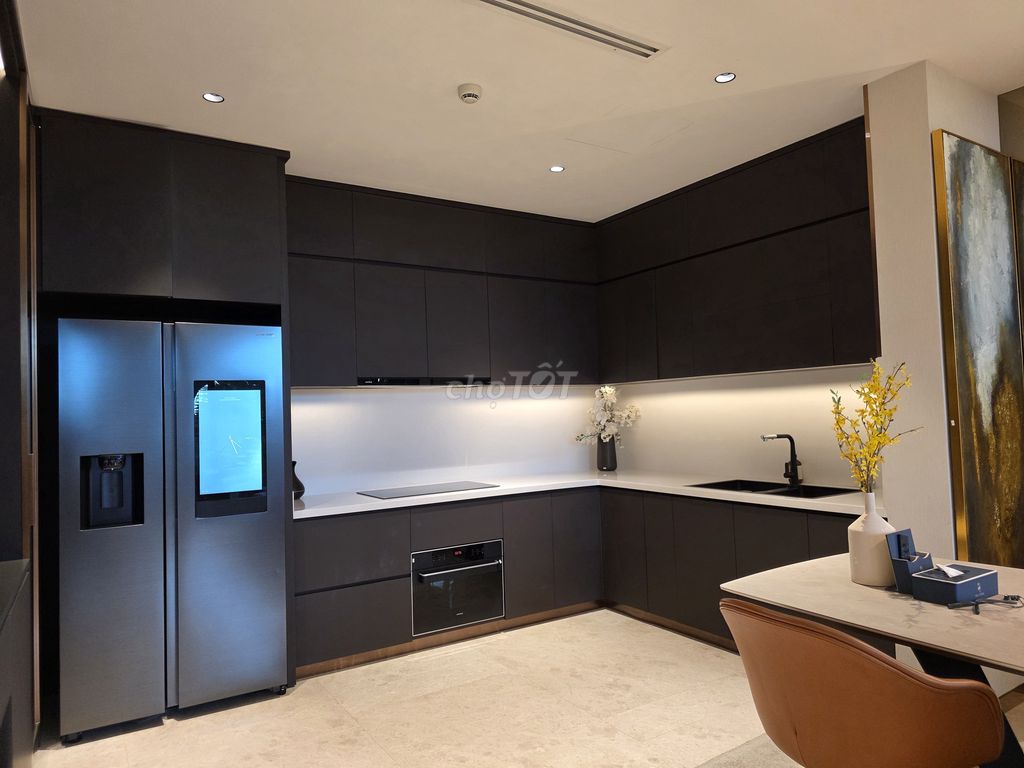 Фото 3: Продается квартира 2 спальни 83,3 м² Regal Complex с видом на реку, Дананг