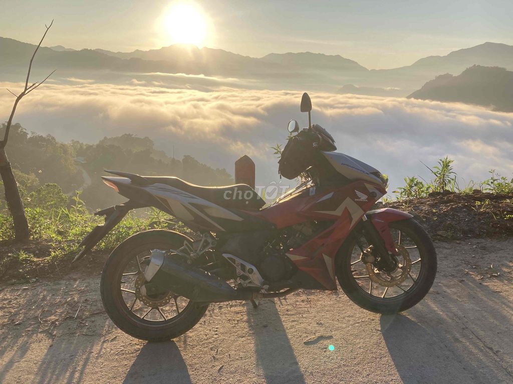 Honda Winner X 2022 Красный 25 000 км