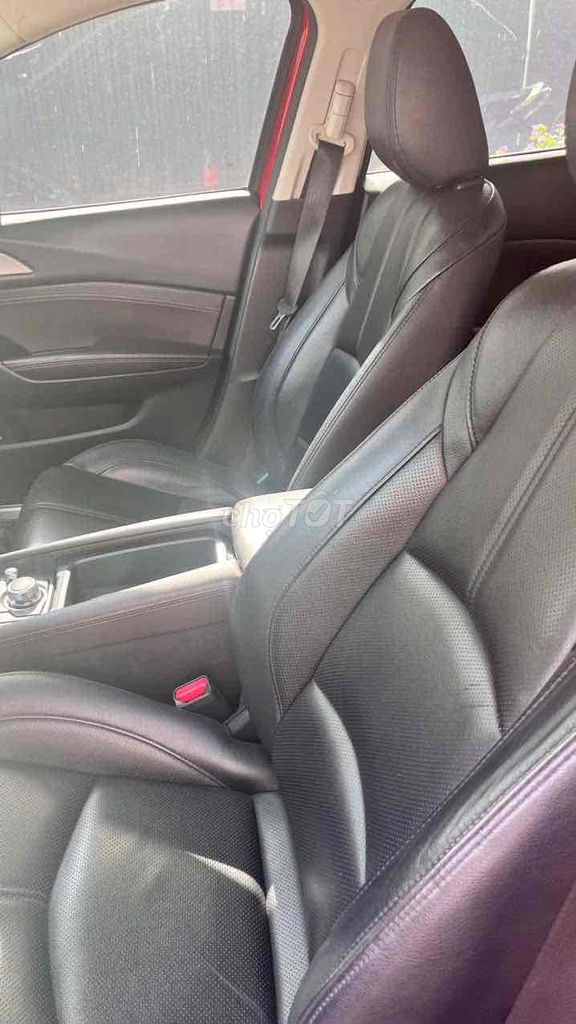 Mazda Mazda 3 2019 Автомат Красный 80 000 км