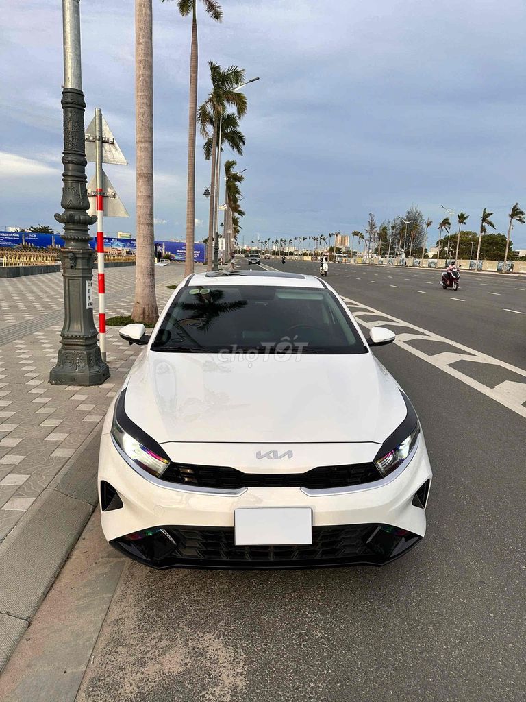 Kia K3 Luxury 2023 Белый
