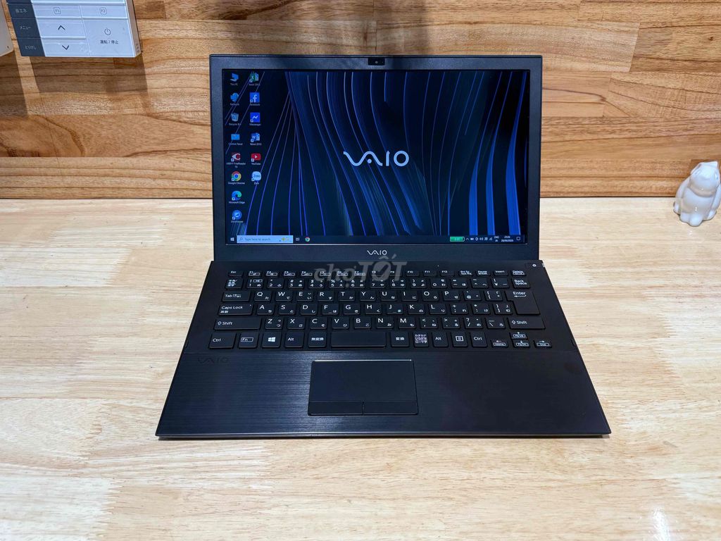 Sony Vaio i5-6200U 13.3 дюйма 16ГБ/256ГБ Черный