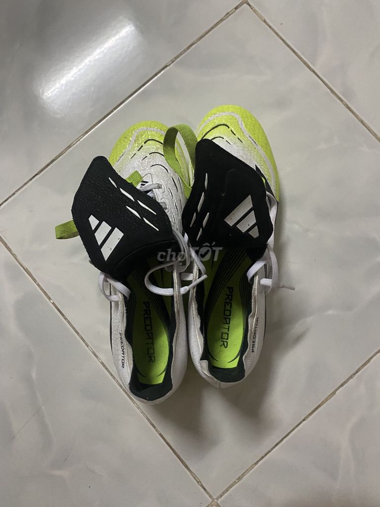 Мужские бутсы Adidas 43 размера, белые, неоново-желтые