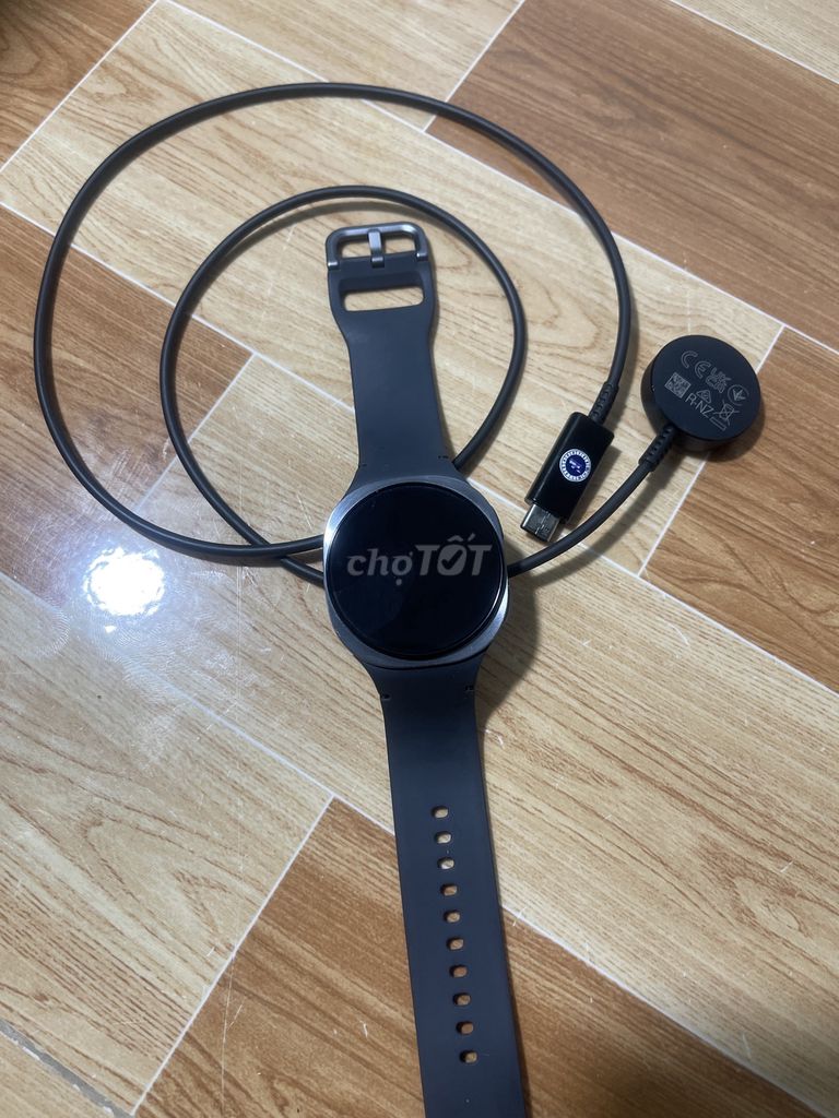 Samsung Galaxy Watch 8 40mm LTE Черный 99%