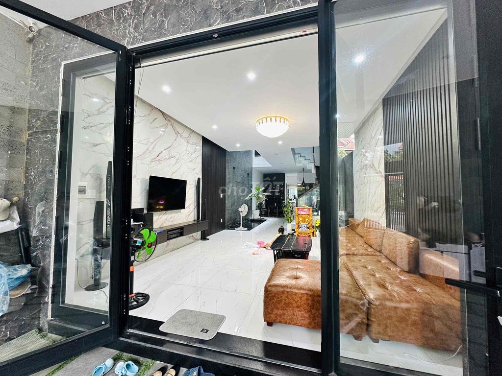 Продажа дома 4 этажа на Phan Huỳnh Điểu, Nam Hòa Xuân