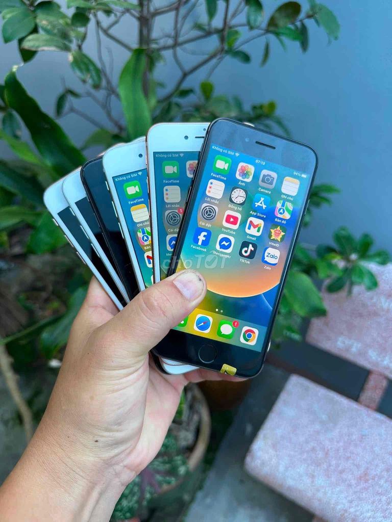 Фото 2: Apple iPhone 8 64GB Черный, Белый, Золотой Б/У