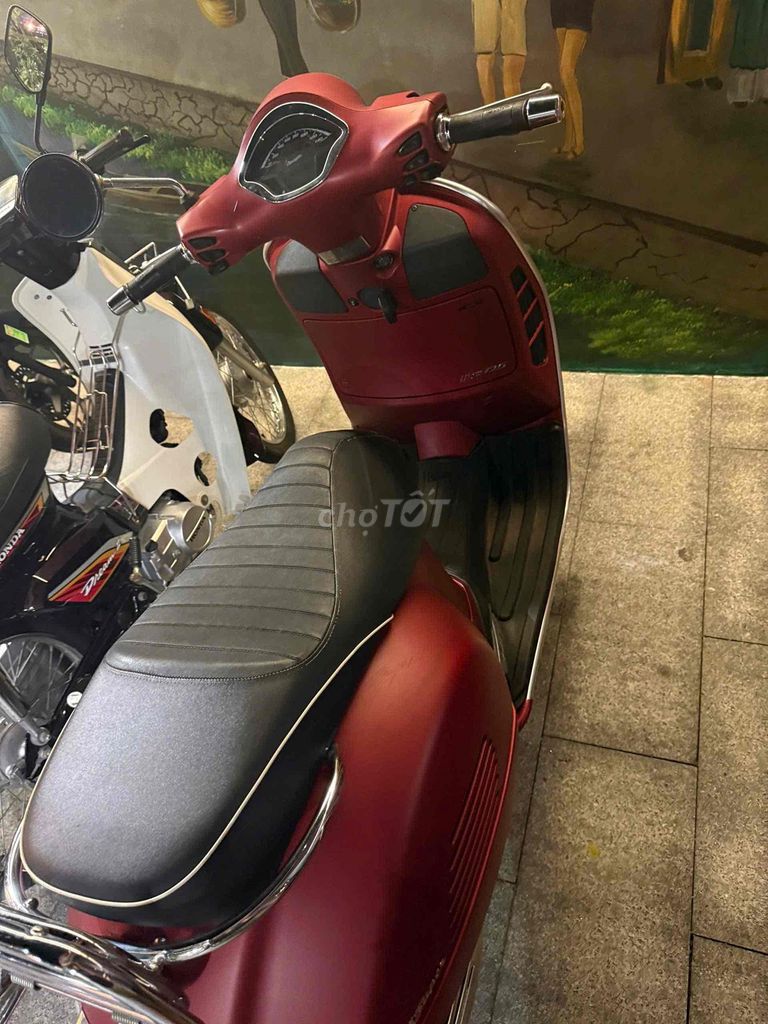 Piaggio Vespa GTS 125 2019 Красный 22 618 км