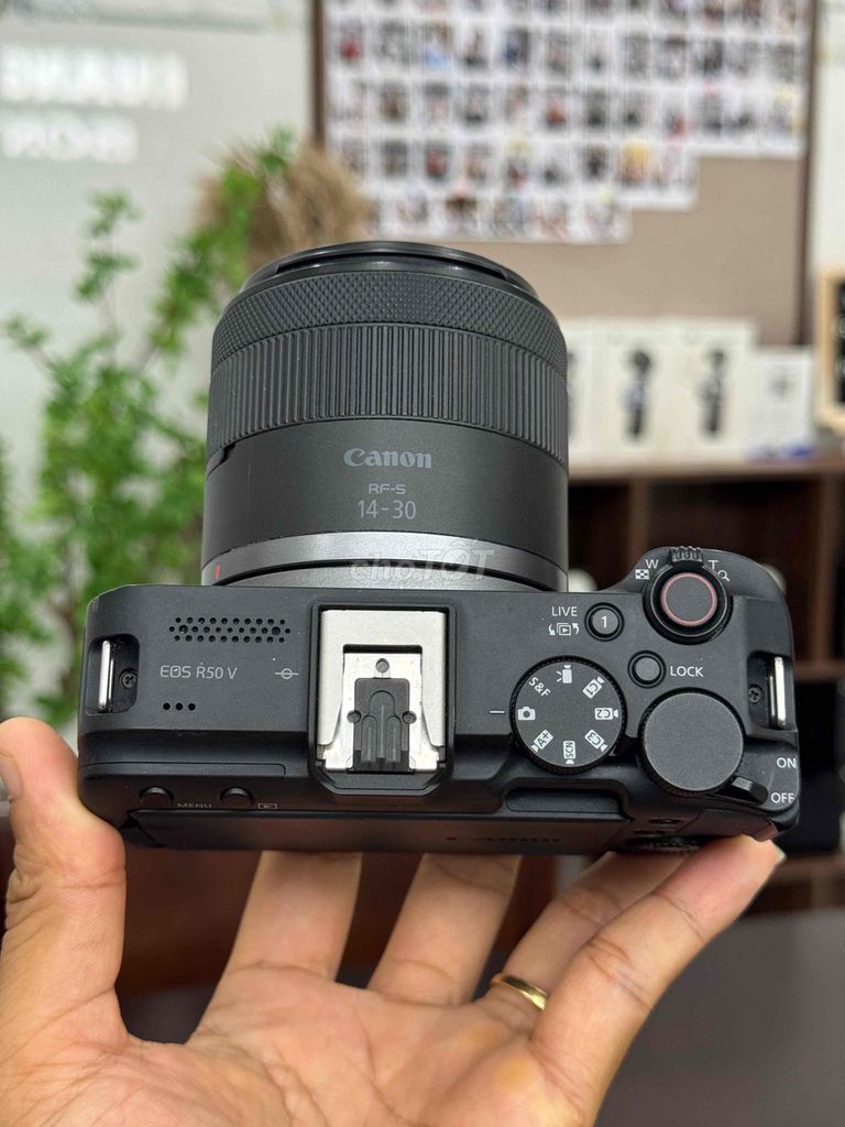 Фотоаппарат Canon R50V черный с объективом RF-S 14-30mm