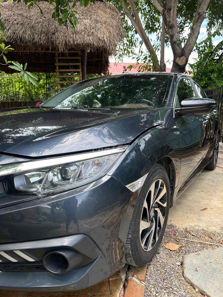 Honda Civic 1.8E 2018 Синий металлик Несколько тысяч км