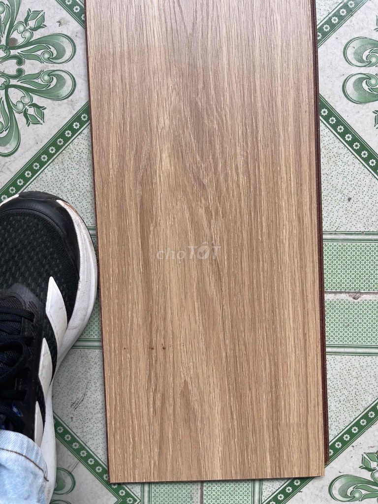 Ламинат U Floor AB 313 AI 8 мм Малайзия, цвет золотистого дерева