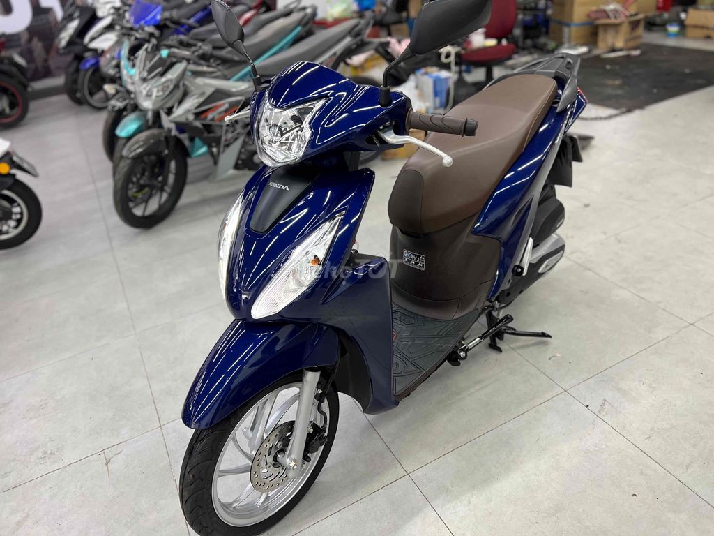 Honda Vision 2025 Донг Мото Далат