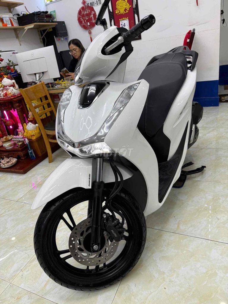 Фото 3: Honda SH125 CBS 2020 Белый 14374 км
