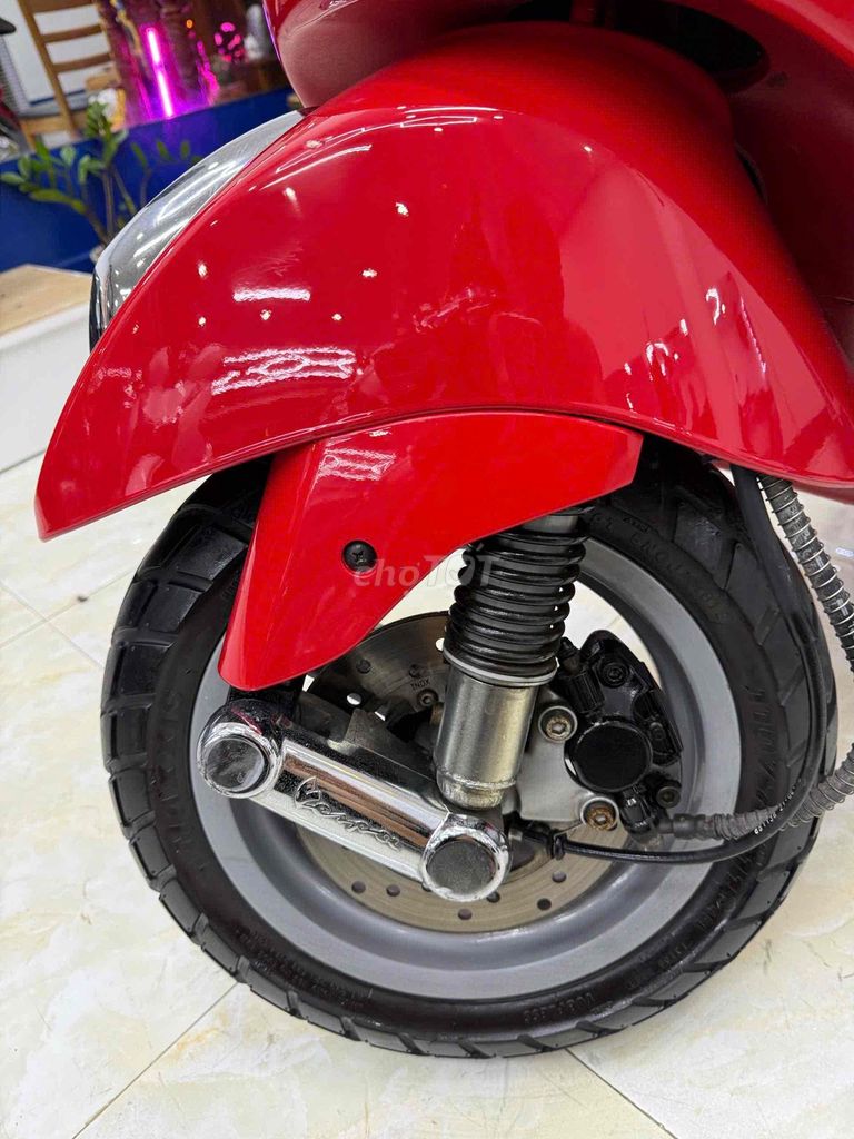 Фото 3: Piaggio Vespa LX 125 2012 Красный 30000 км