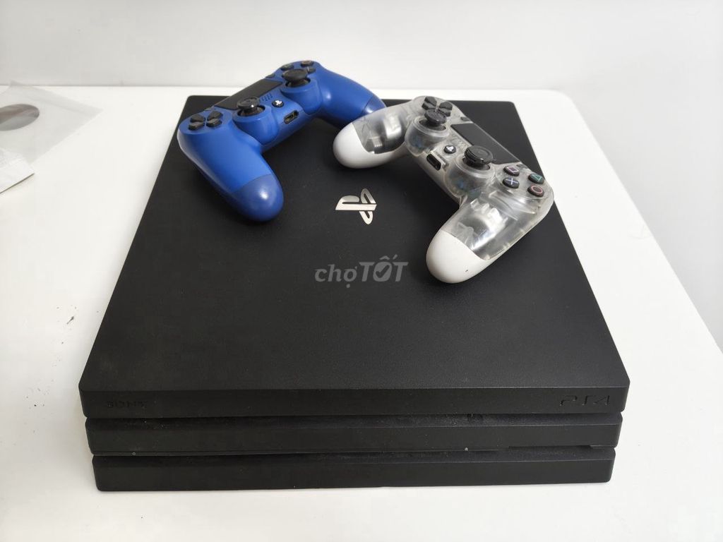 Игровая консоль Sony PS4 Pro 7006B Черная 4K