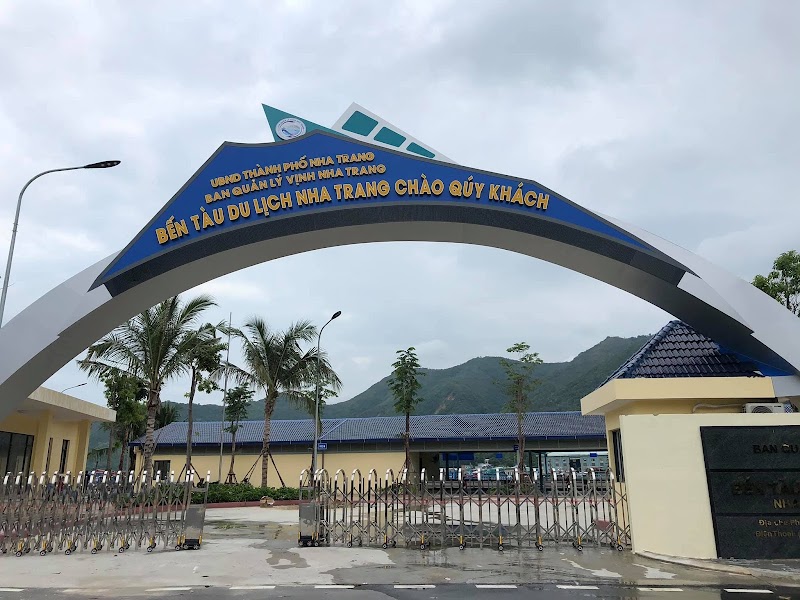 рынок «Cảng Cá Sông Cửa Bé»