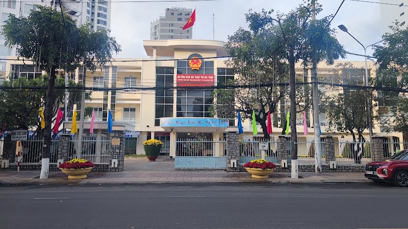 офис «People's Committee of Nha Trang Ward»