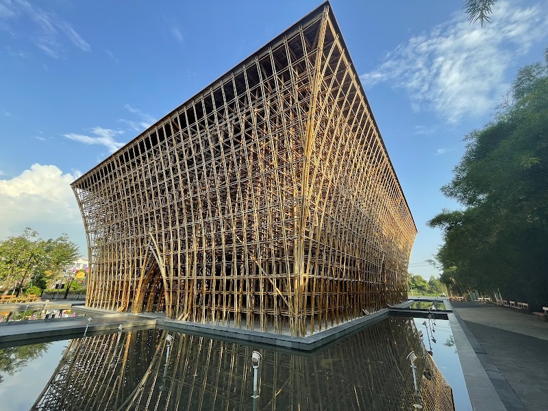 достопримечательность «Bamboo Legend»