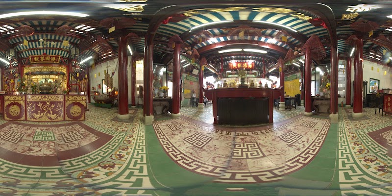 храм «Quan Cong Temple»