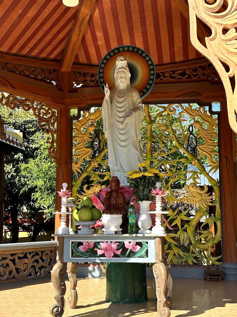 монастырь «Ngoc Chau Monastery»
