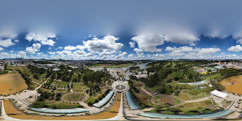 сад «Dalat City Flower Garden»