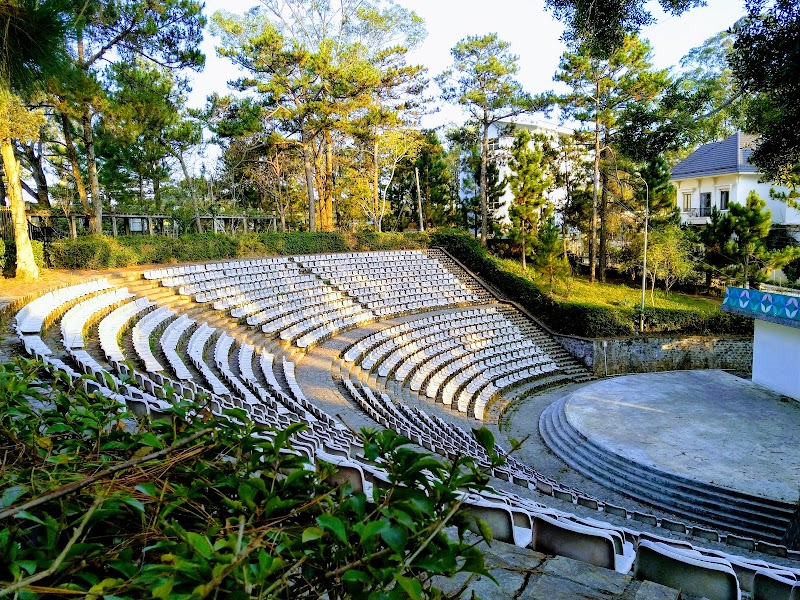 детский центр «Children Amusement in Lam Dong Province»