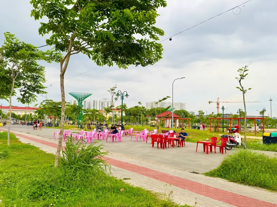 парк «Thuan Kieu»