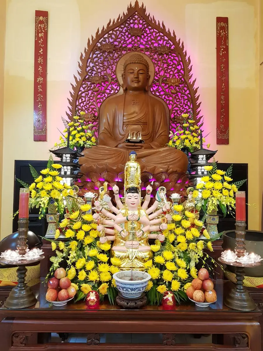 храм «Linh Quang»
