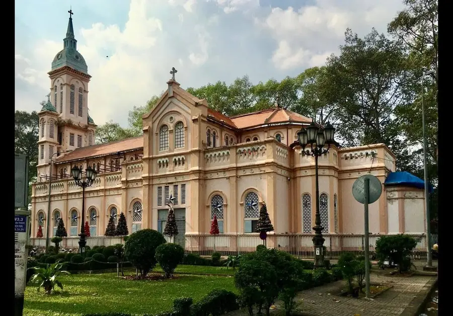 церковь «St. Jeanne d'Arc»