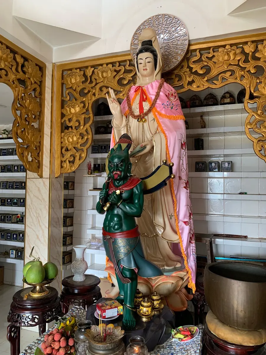 храм «Hue Quang»