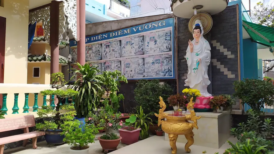 храм «Linh Son»