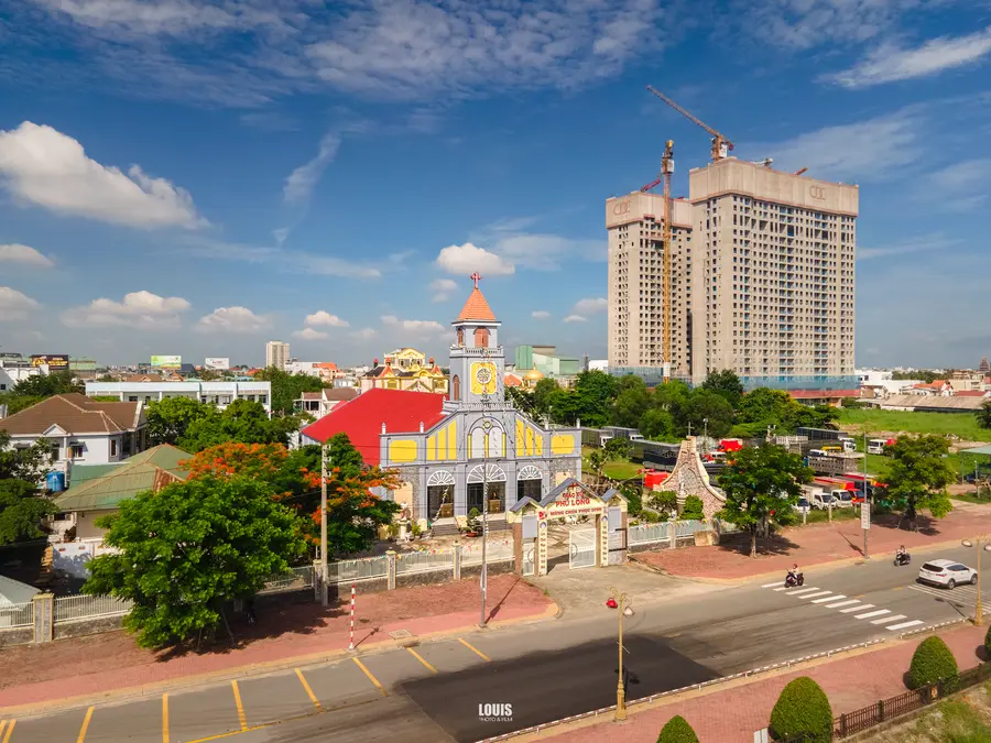 церковь «Phu Long»
